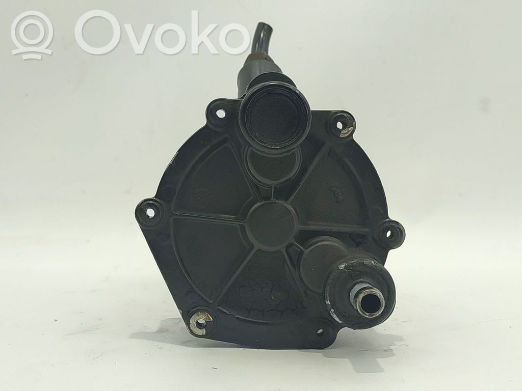 Ford Focus Vacuum pump 
