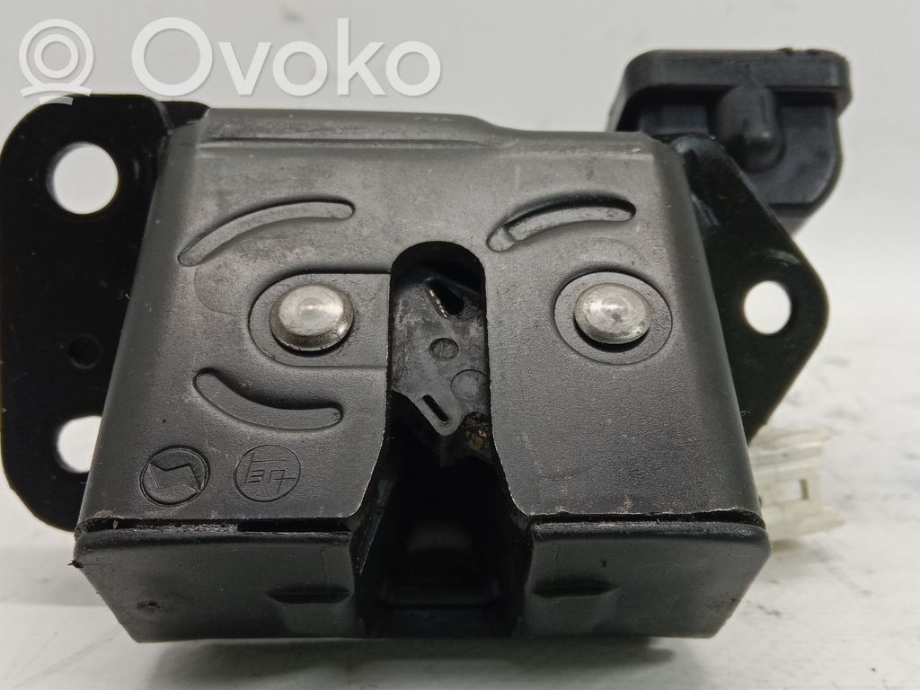 Toyota Corolla E110 Tailgate lock latch 