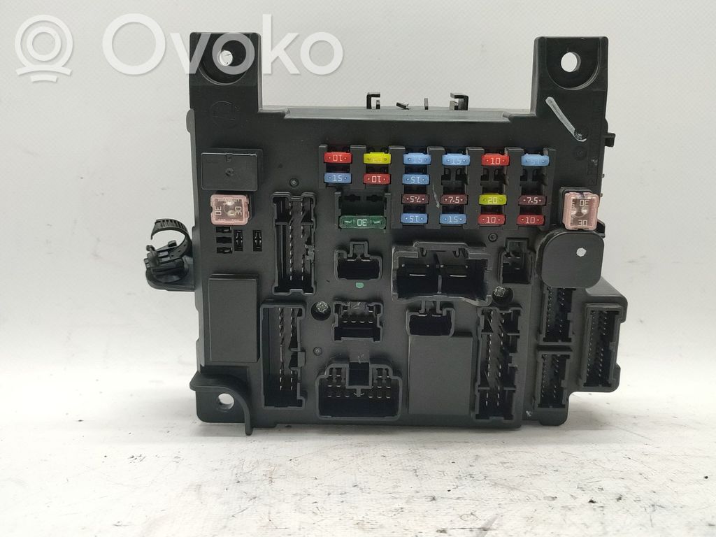 Unidad de control del BSM   8565A030,8637A644