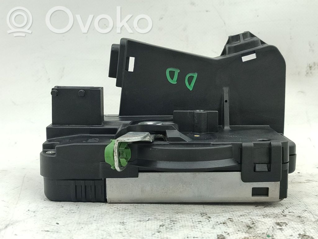Etuoven lukko   24444016