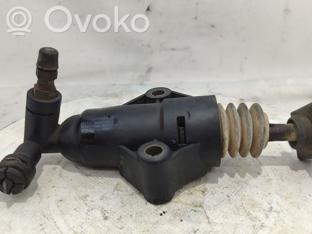 Seat Leon (1M) Cilindro secondario della frizione