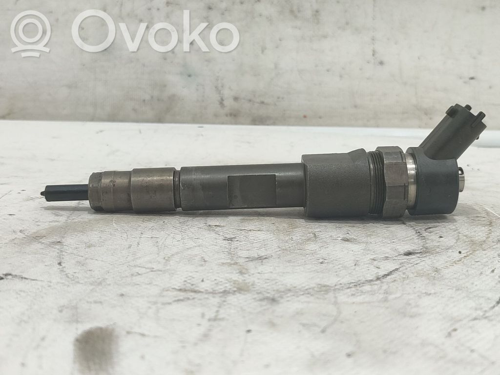Inyector de combustible   1531067JG0000