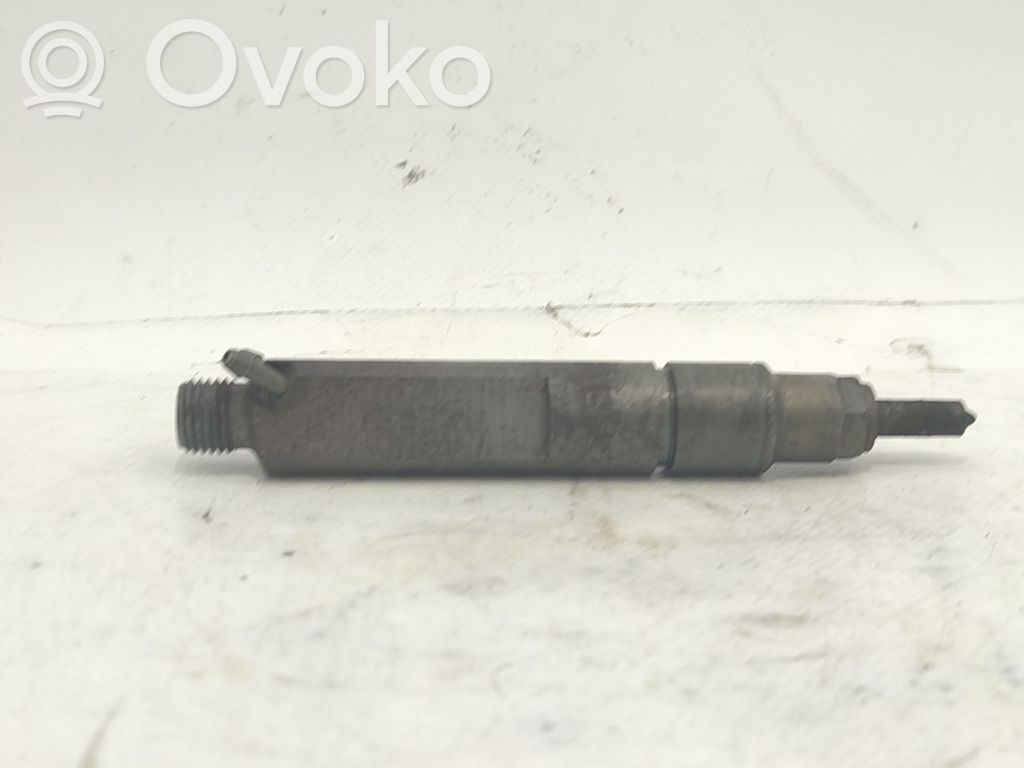 Inyector de combustible   028130201T,038130202A