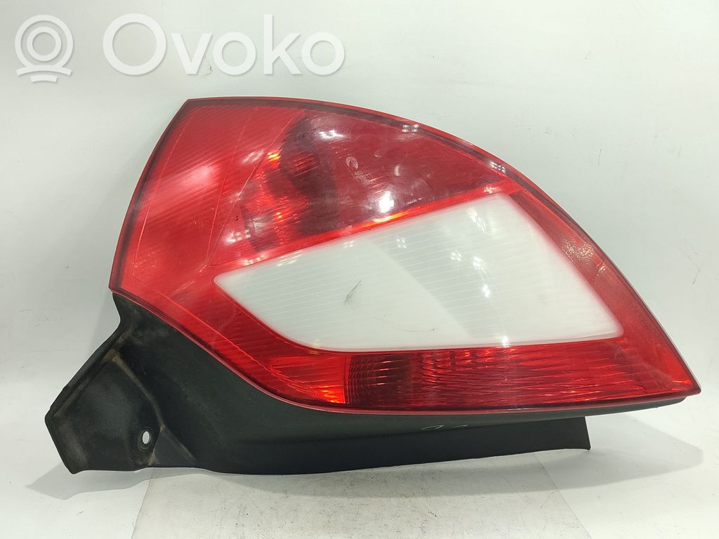 Renault Megane II Feux arrière / postérieurs