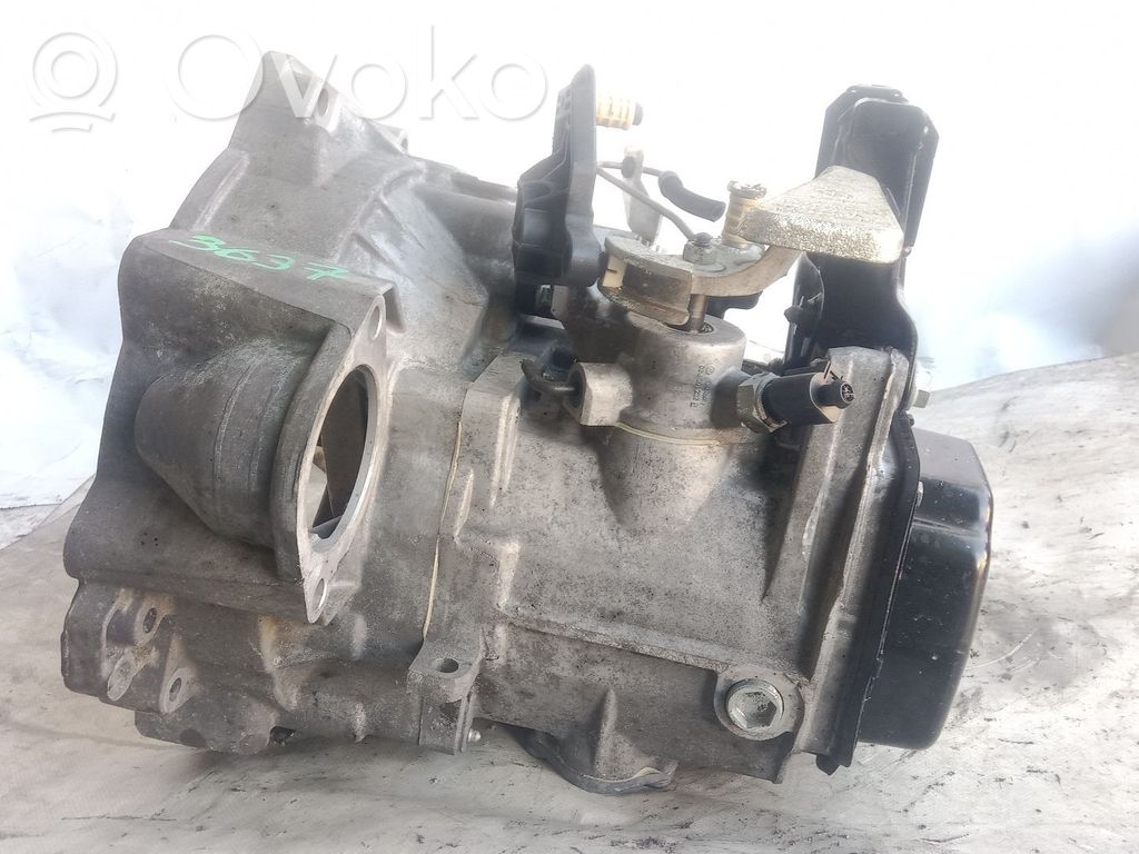 Skoda Fabia Mk2 (5J) Scatola del cambio manuale a 5 velocità