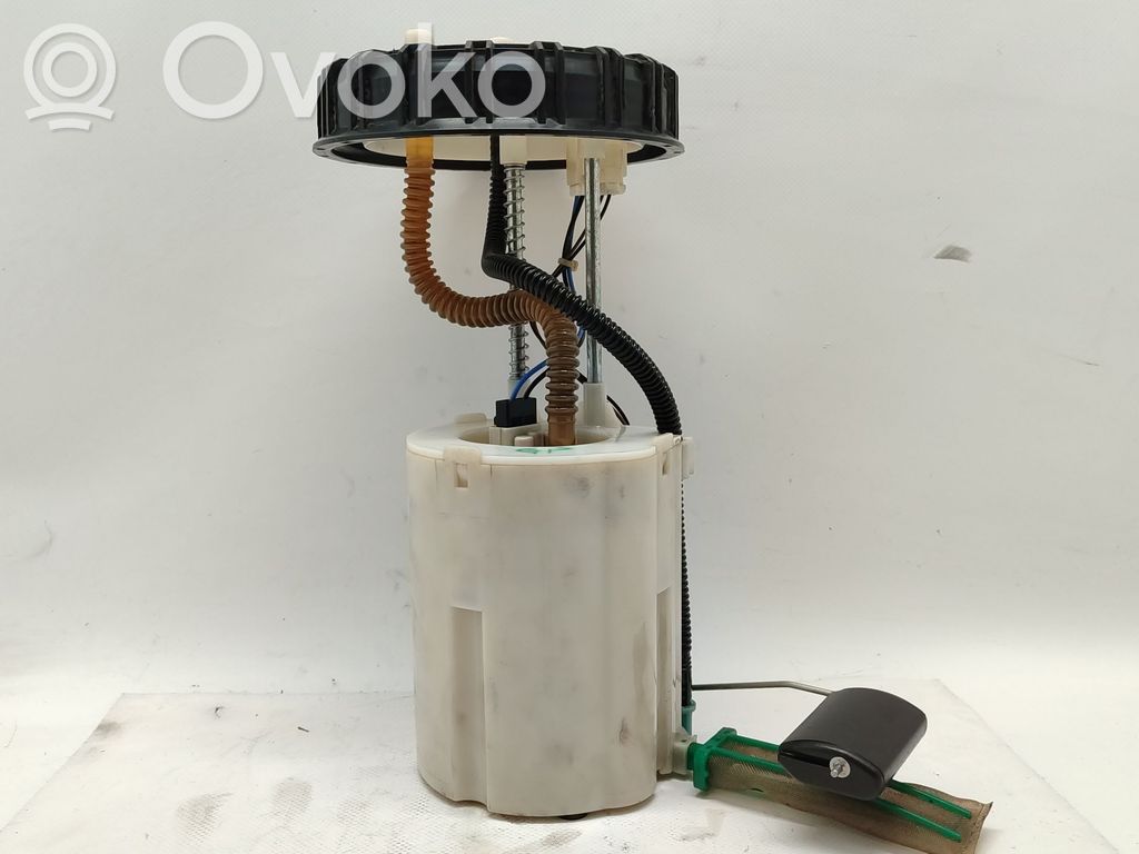 KIA Magentis Bomba interna de combustible 