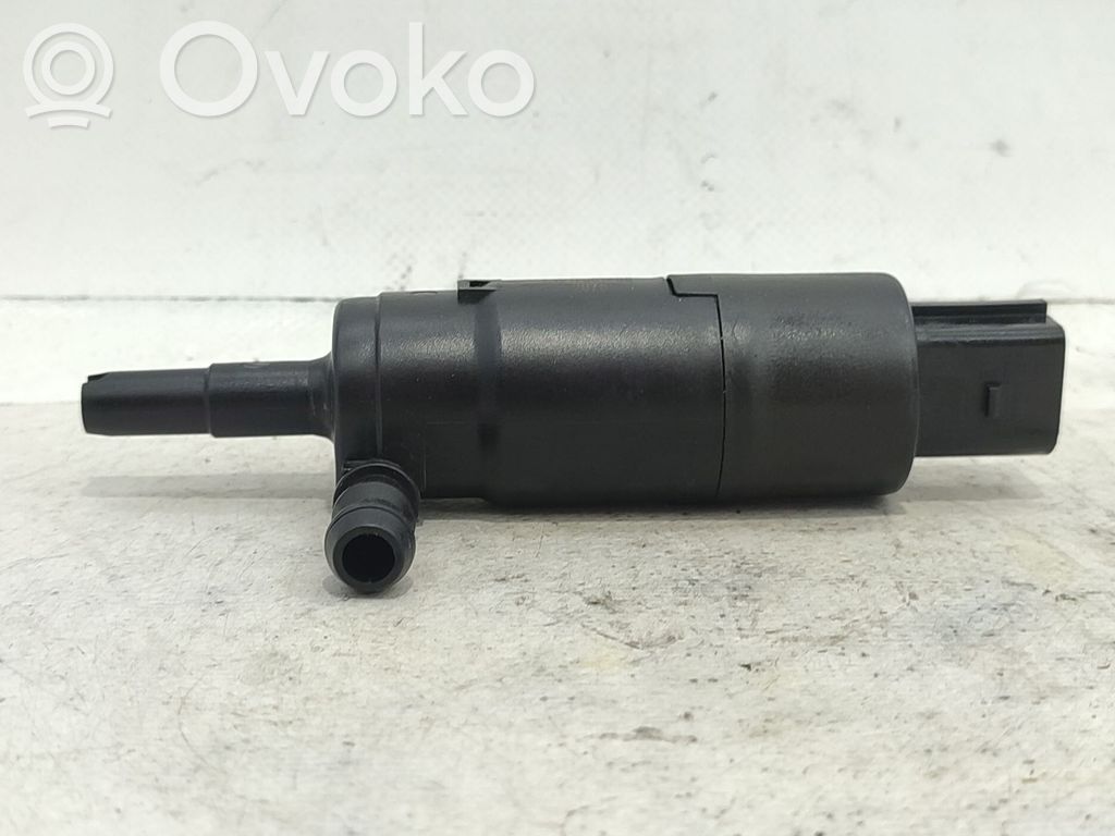 Windscreen/windshield washer pump   67128362154,L1217001460