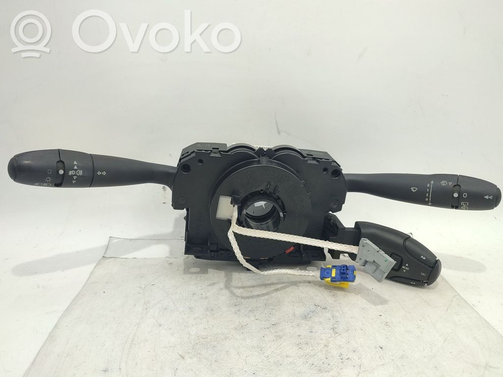 Peugeot 307 Multifunctional control switch/knob 