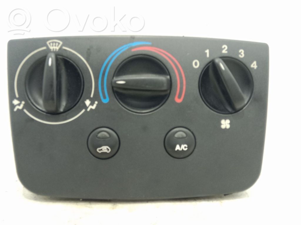 Ford Fiesta Air conditioner control unit module 