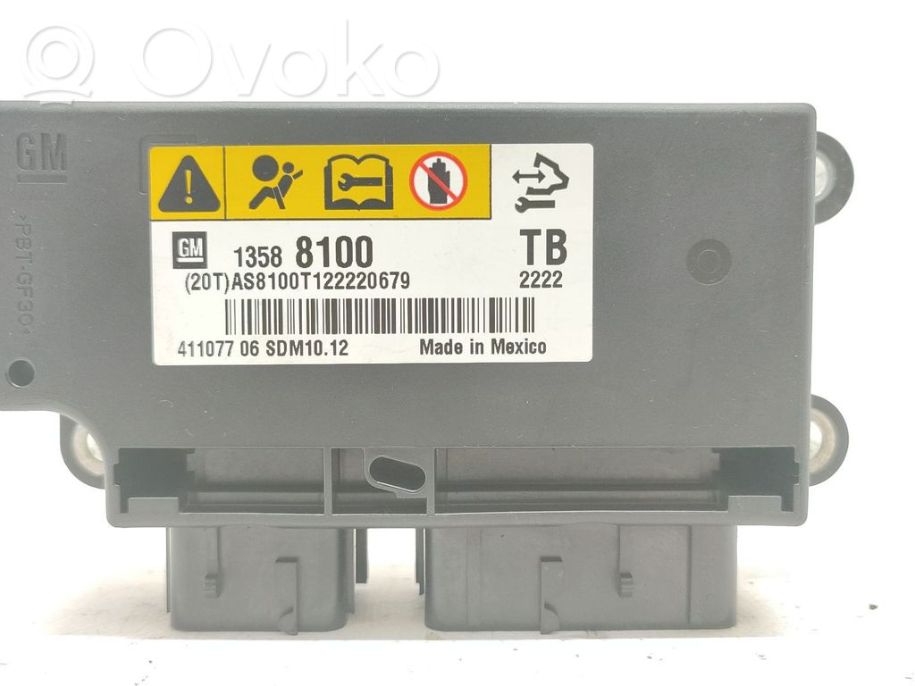 Opel Insignia A Airbag control unit/module 