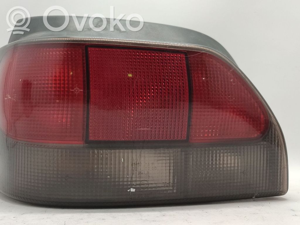 Renault Clio I Luci posteriori
