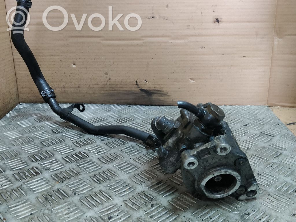 Audi A6 S6 C6 4F Ohjaustehostimen pumppu 
