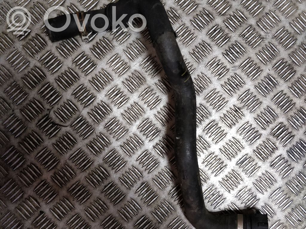 Engine coolant pipe/hose   CV618260TB
