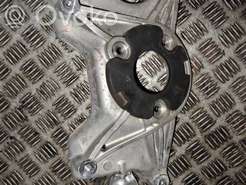 Coil spring mount   04403200C,04403200C