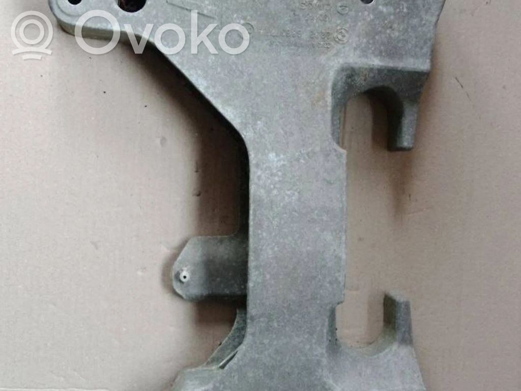 Engine mount bracket   6863777,19044510,AW67960