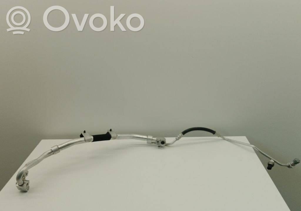 BMW X5 G05 Ilmastointilaitteen putki (A/C) 