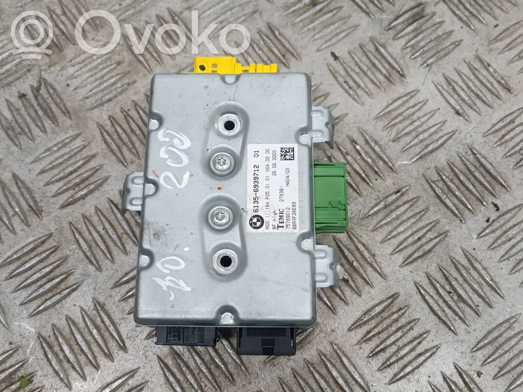 BMW 5 E60 E61 Durvju vadības bloks 