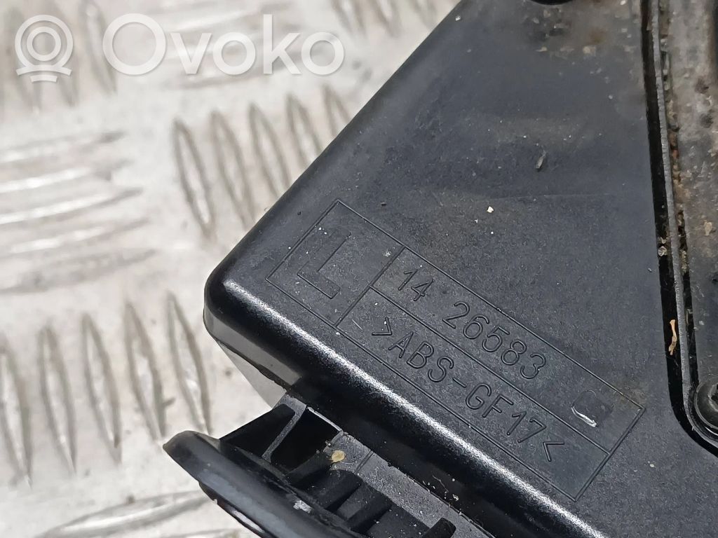 BMW 5 E60 E61 Subwoofer 