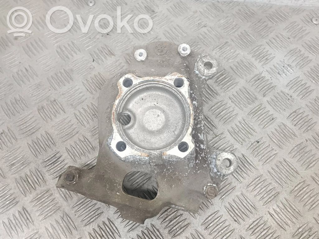 BMW 5 E60 E61 Priekšējā riteņa rumbas vārpstas šarnīrs (stupica, capfa) 