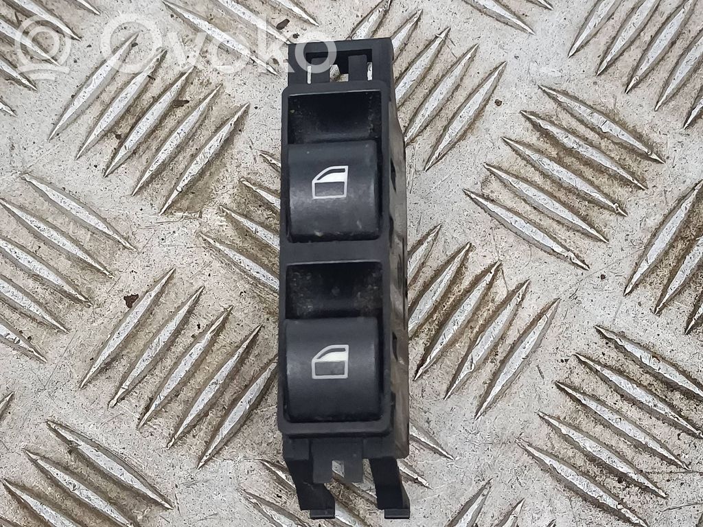 BMW 3 E46 Interruptor del elevalunas eléctrico 