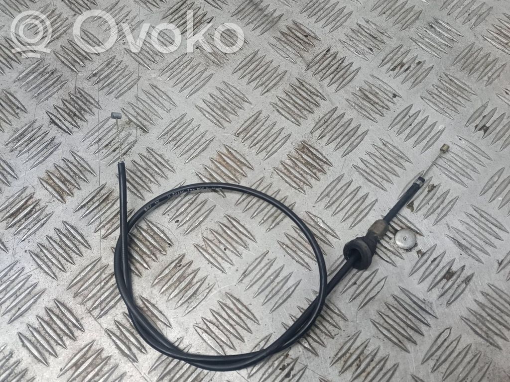 Engine bonnet/hood lock release cable   8208442