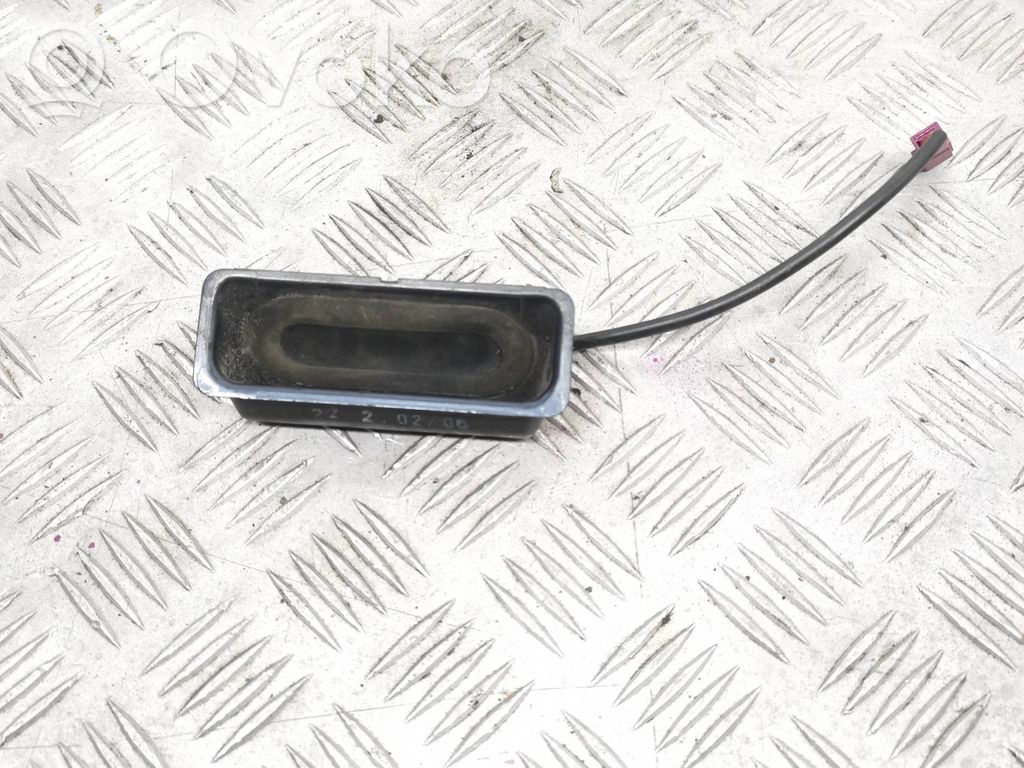 BMW 5 E39 Tailgate/trunk/boot exterior handle 