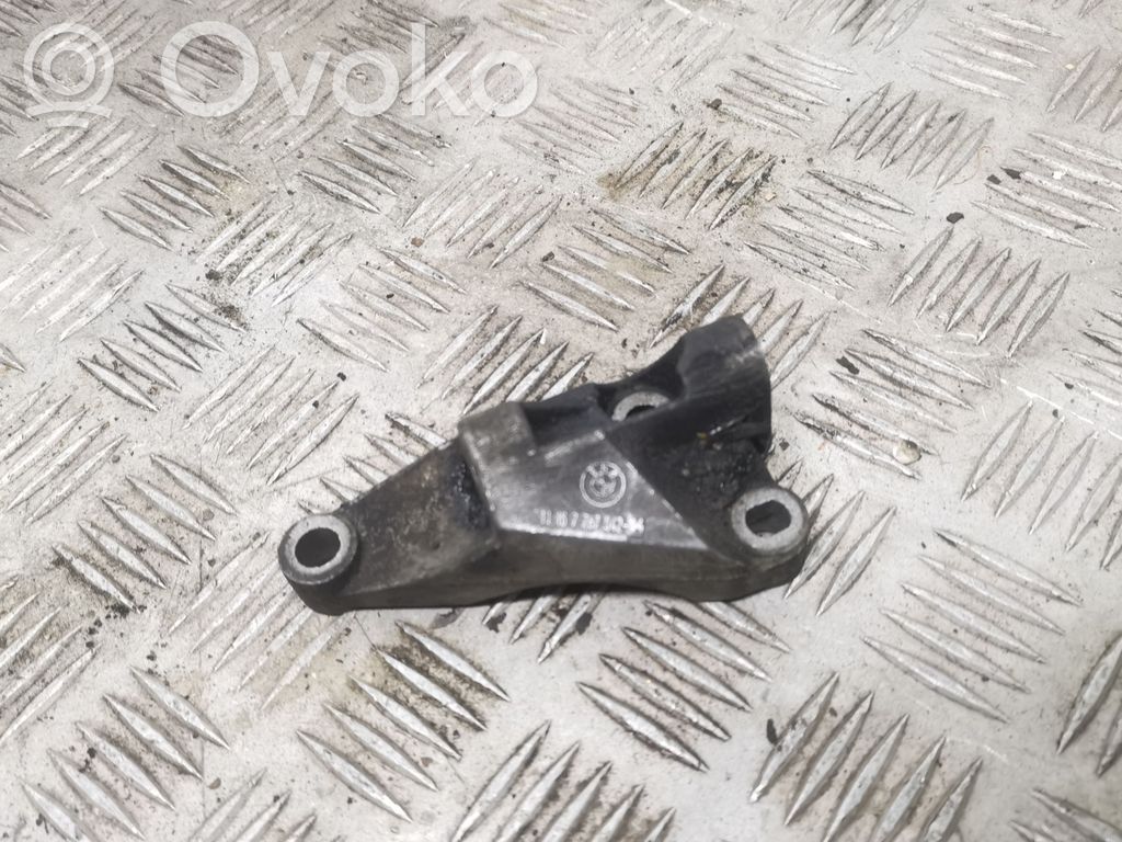 BMW 3 E46 Generator/alternator bracket 