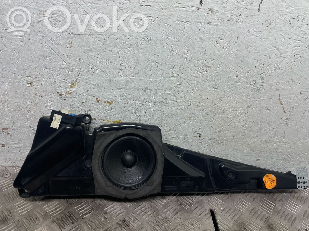 BMW 5 E39 Front door speaker 