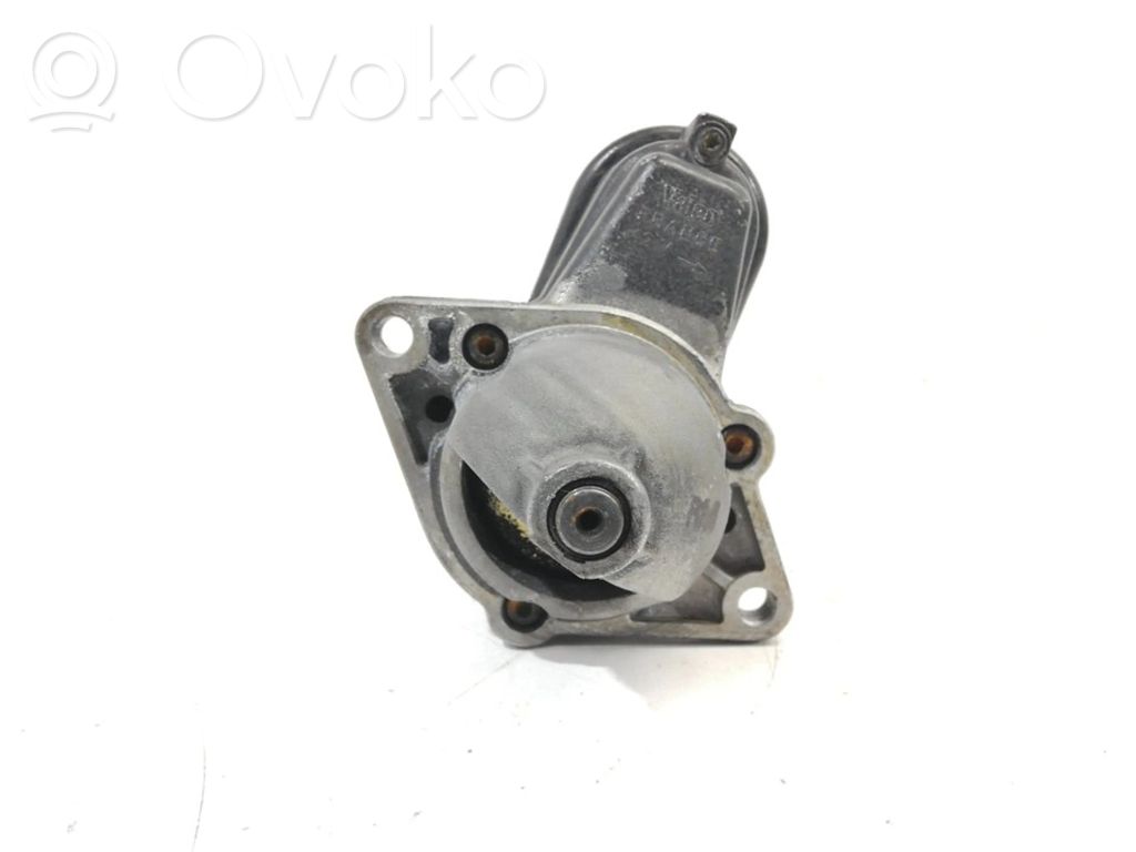 Opel Corsa B Starteris 