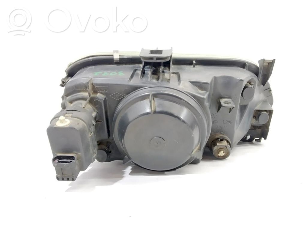 Renault Megane I Scheinwerfer 