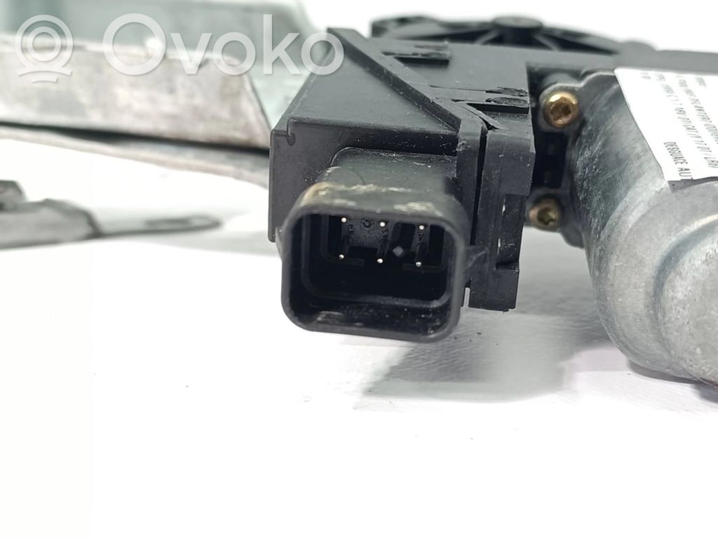 Opel Corsa C Elektryczny podnośnik szyby drzwi przednich 