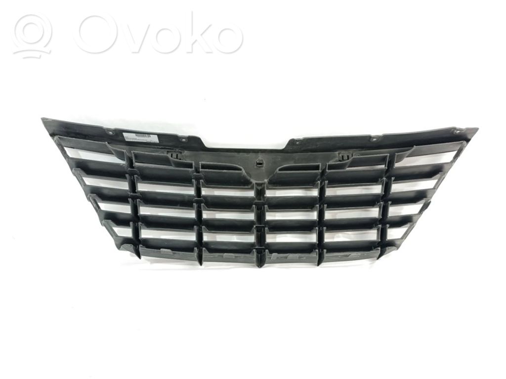 Chrysler Voyager Front grill 