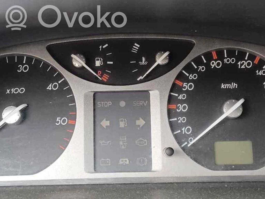Renault Laguna II Speedometer (instrument cluster) 
