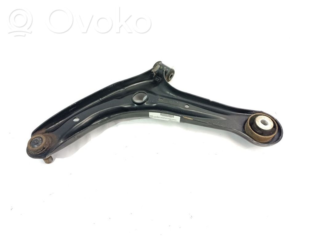 Ford Fiesta Рычаг 