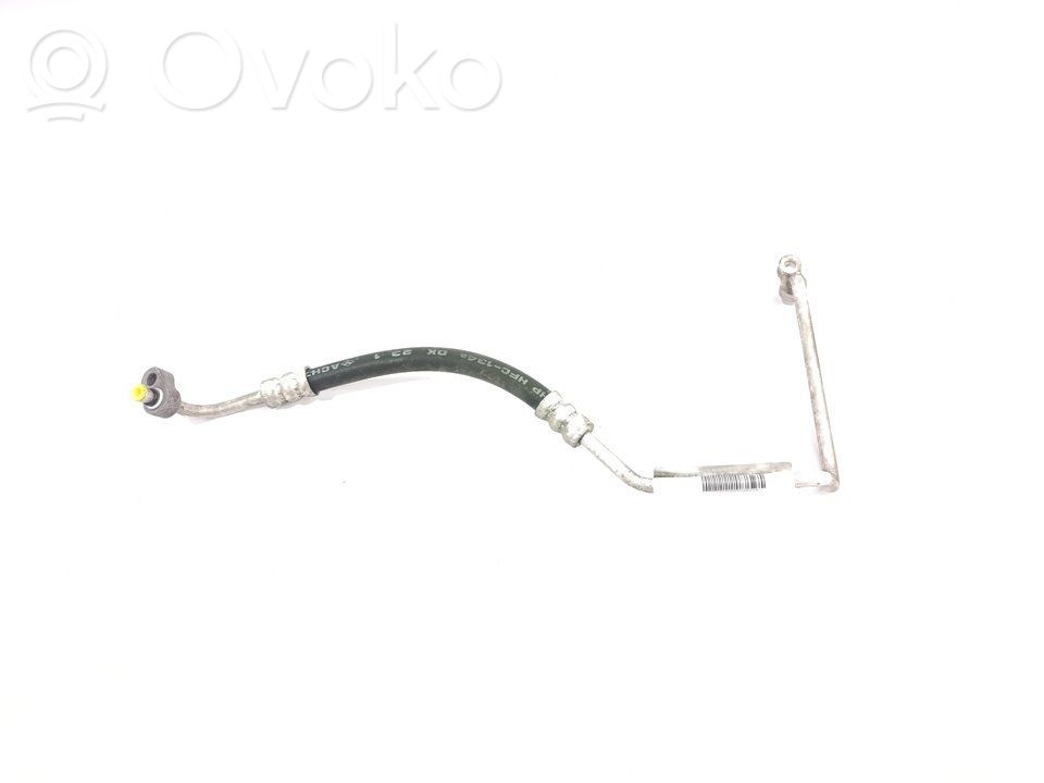 Ilmastointilaitteen putki (A/C)   GJ6A61465B