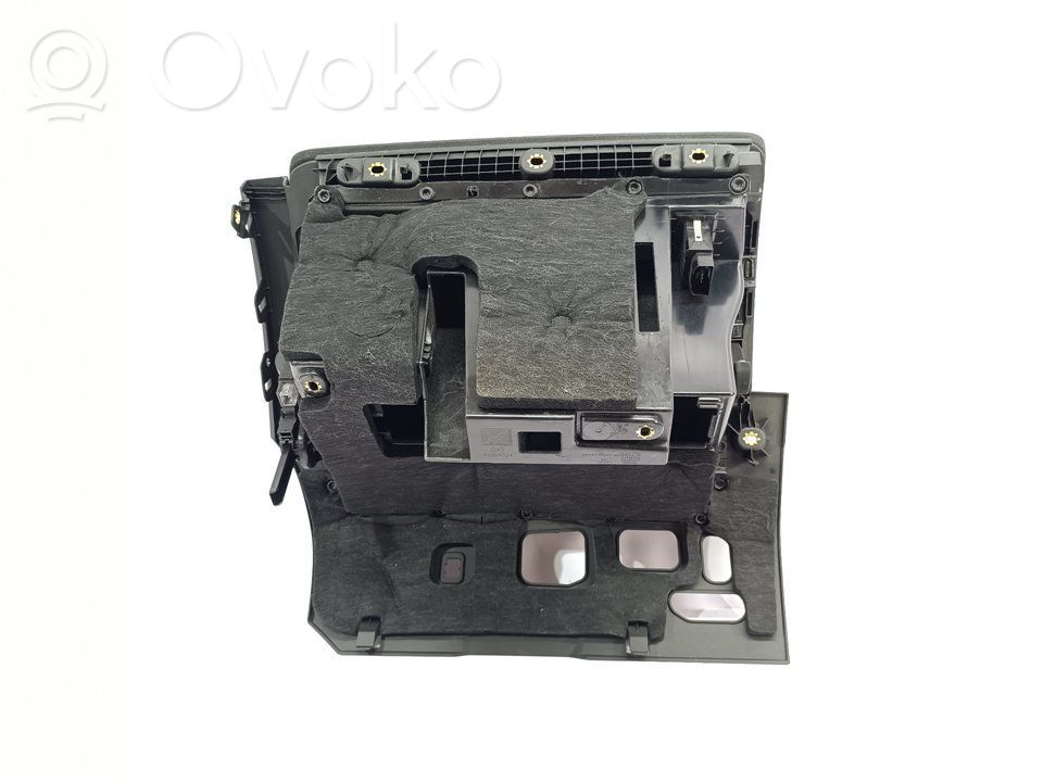 Guantera   1104875X