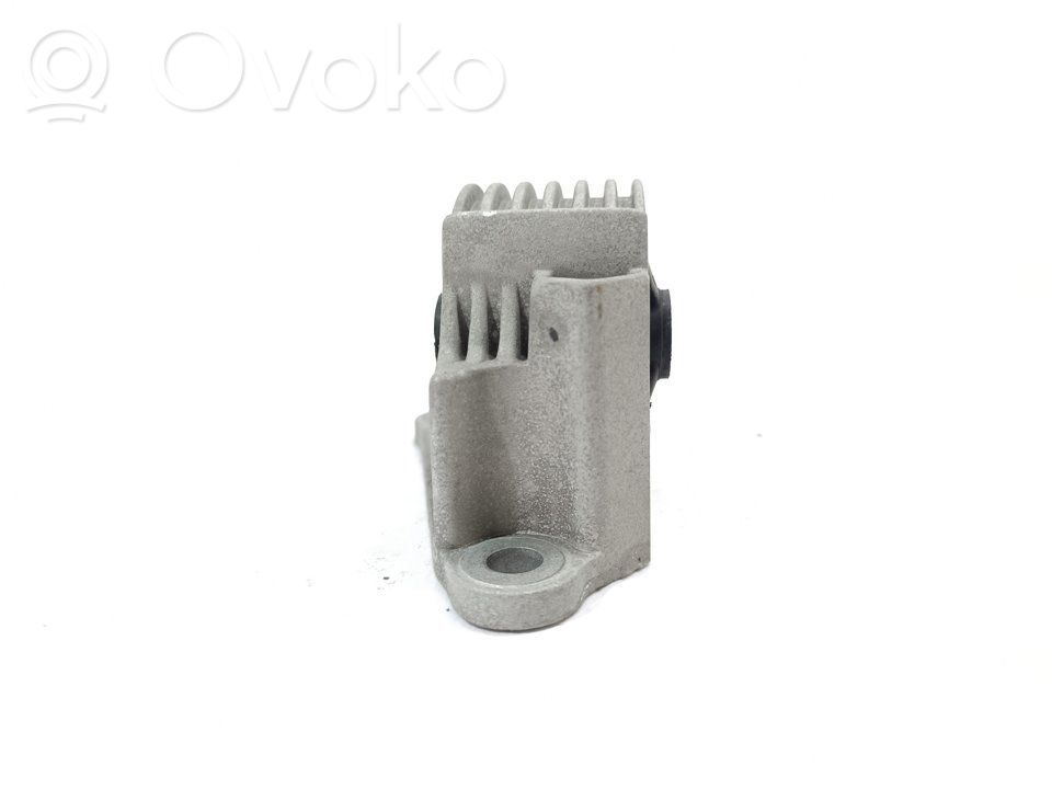 Mini One - Cooper R50 - 53 Engine mount bracket 