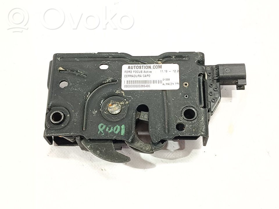 Ford Focus Tie down hook / loop 