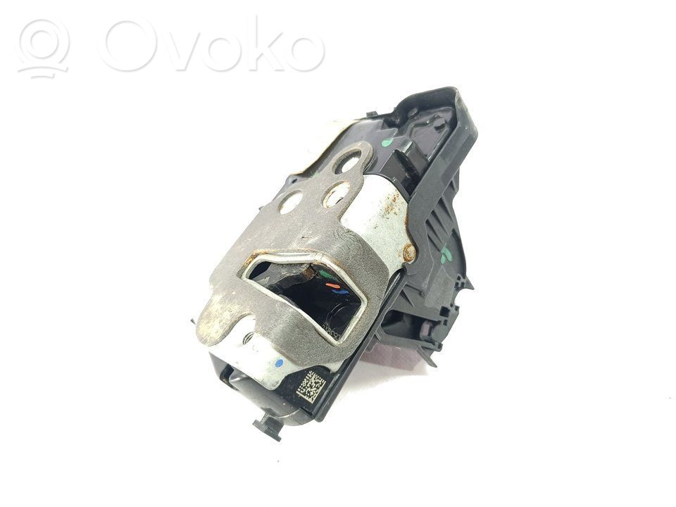 Ford Focus Priekšpusē slēdzene 