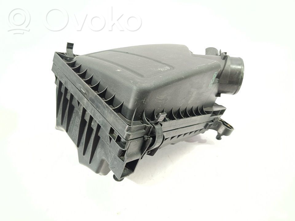 Ford Focus Air filter box 