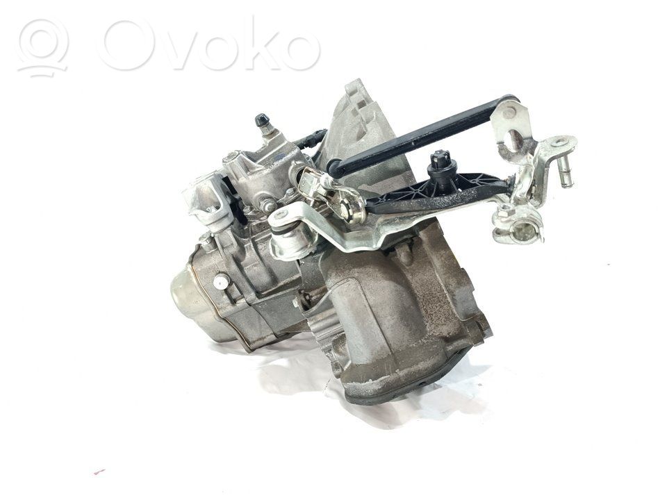 Opel Corsa C Cutie viteze manuală cu 5 trepte 