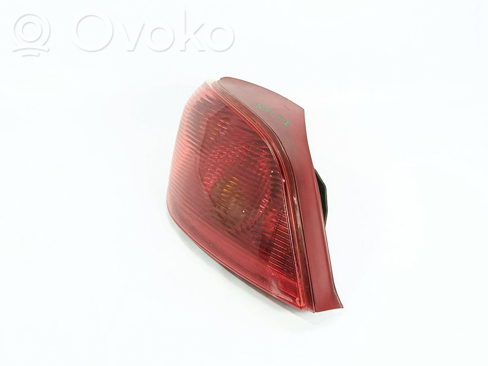 Peugeot 307 Aizmugurējais lukturis virsbūvē 