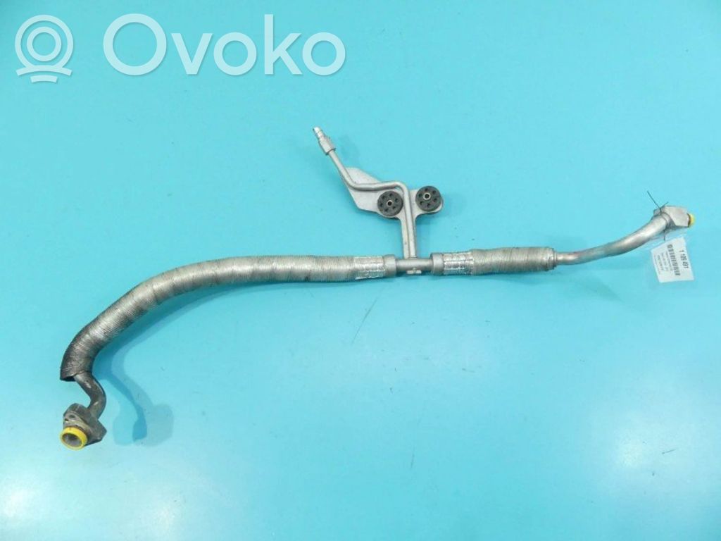 BMW 5 E60 E61 Ilmastointilaitteen putki (A/C) 