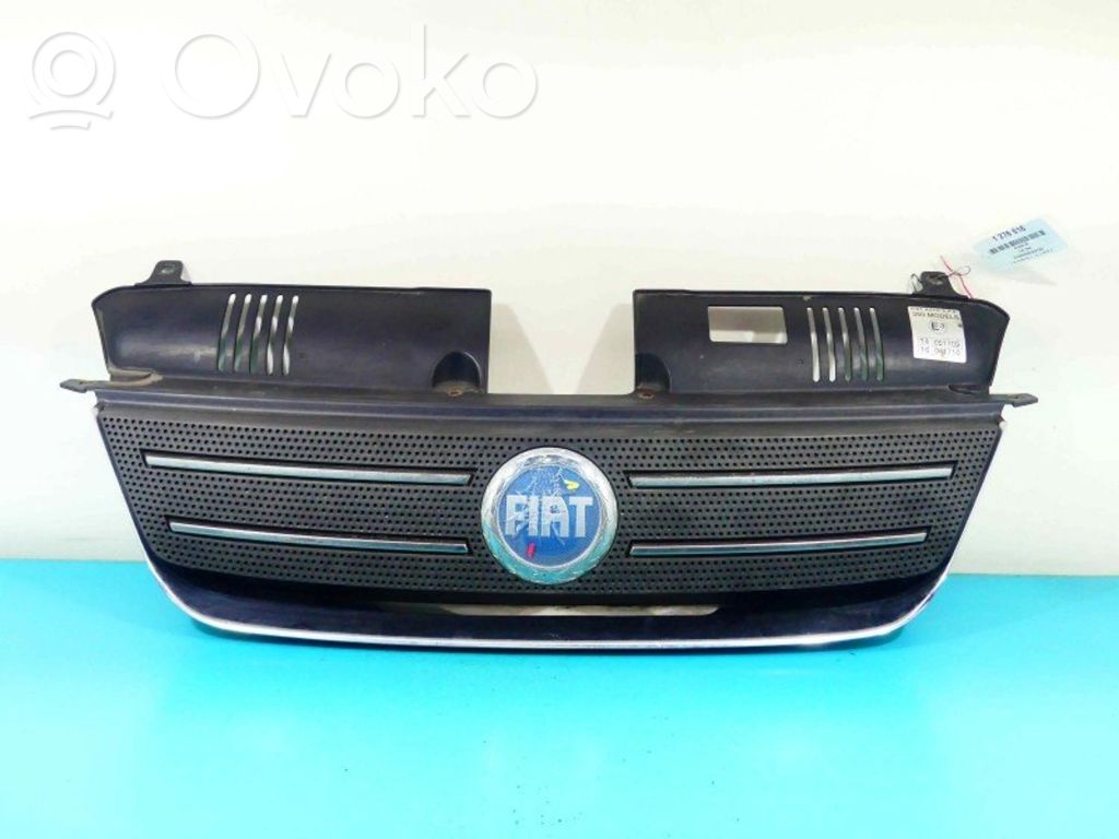 Fiat Idea Front bumper upper radiator grill 