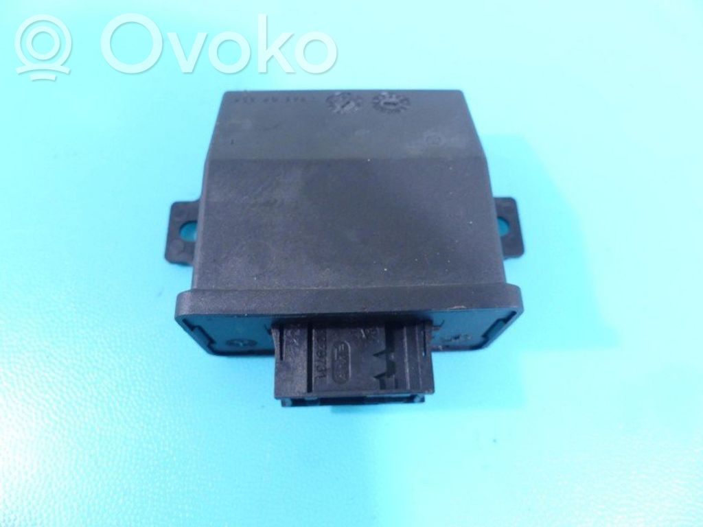 Peugeot 5008 Module de contrôle carrosserie centrale 