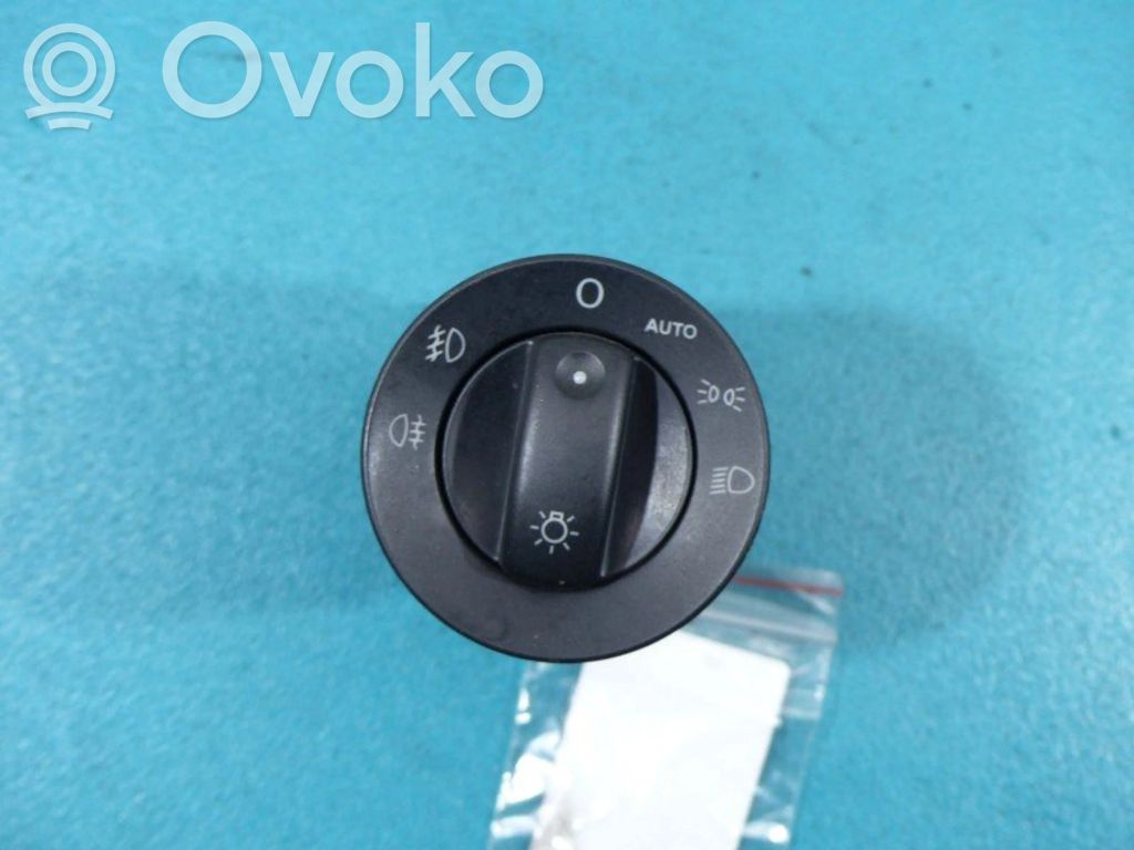 Seat Exeo (3R) Light switch 
