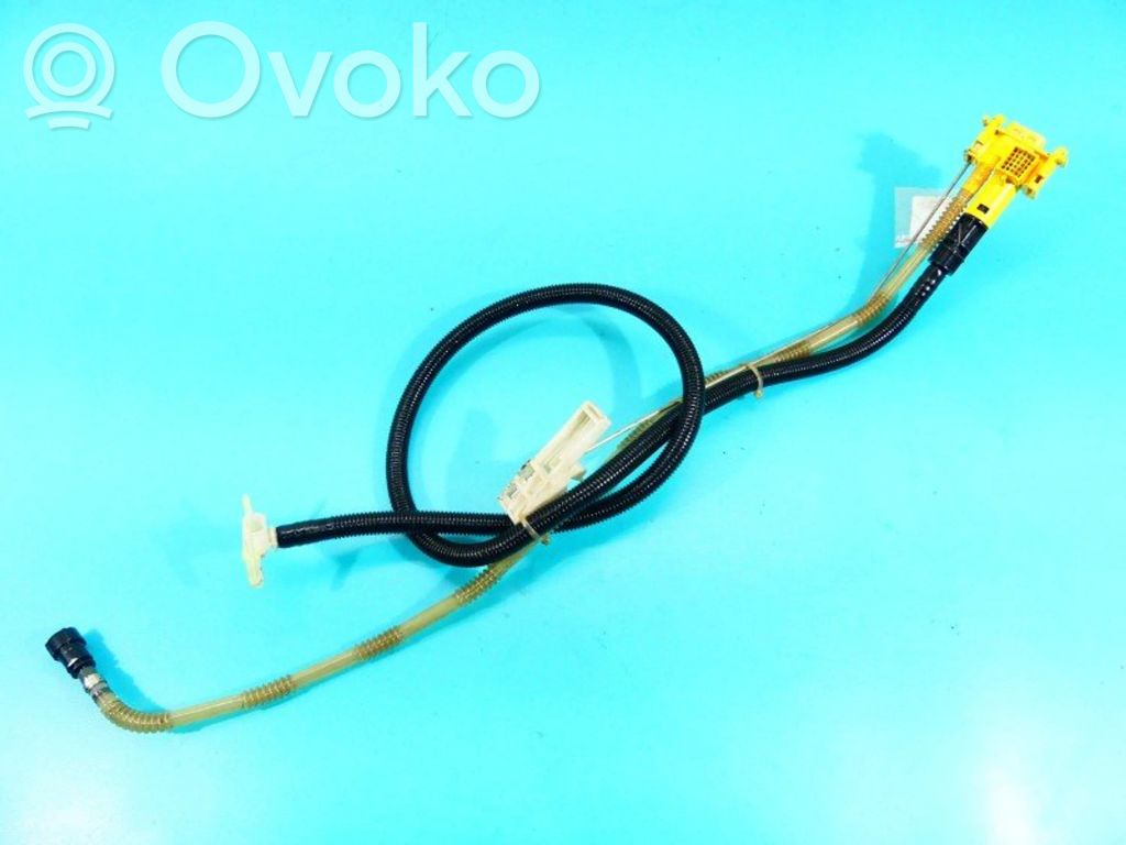 Audi A8 S8 D3 4E Polttoaineputki 