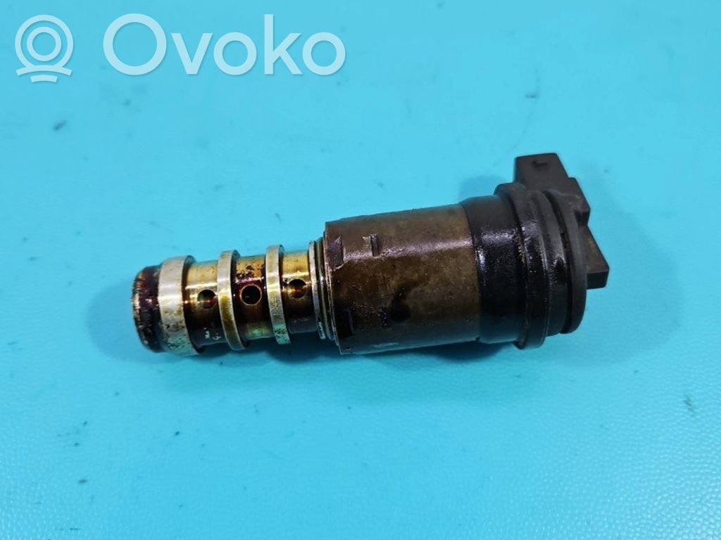 BMW 1 E81 E87 Camshaft position sensor 