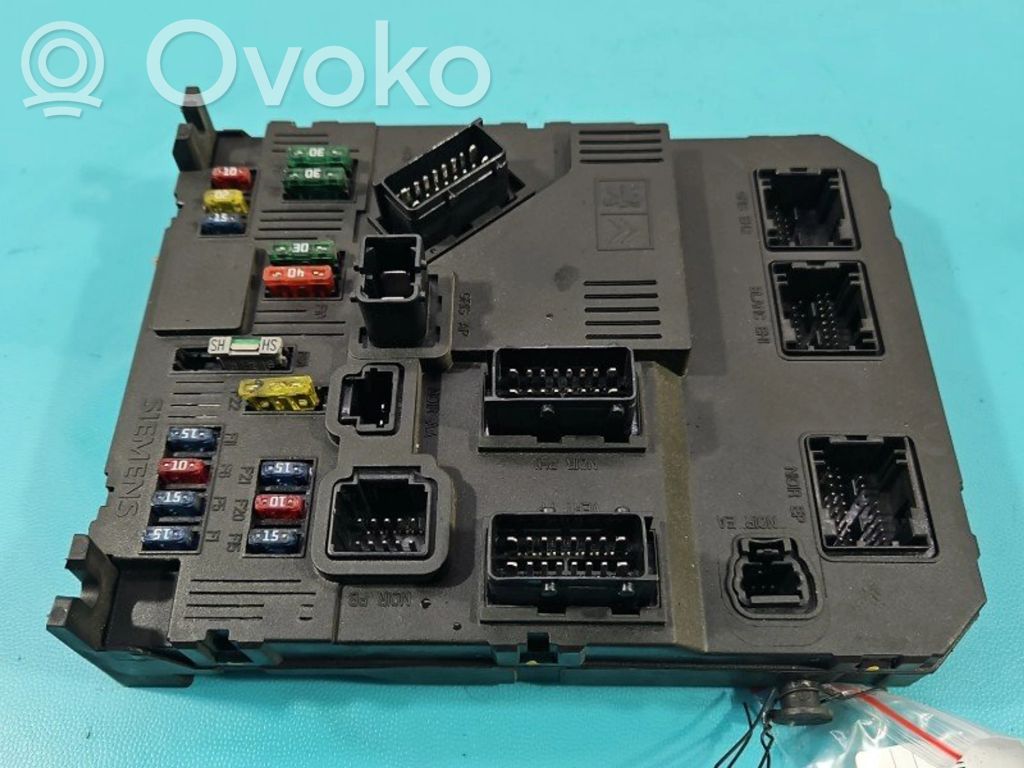 Peugeot 206 Unidad de control/módulo de carrocería central 