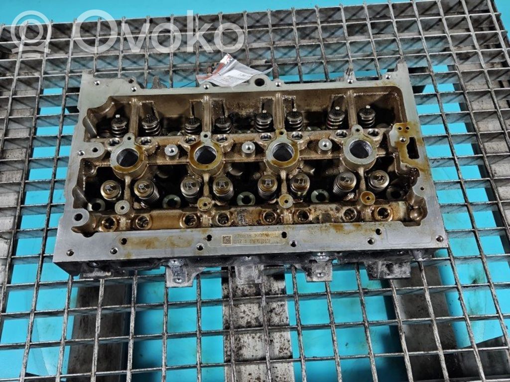 Volkswagen Tiguan Engine head 
